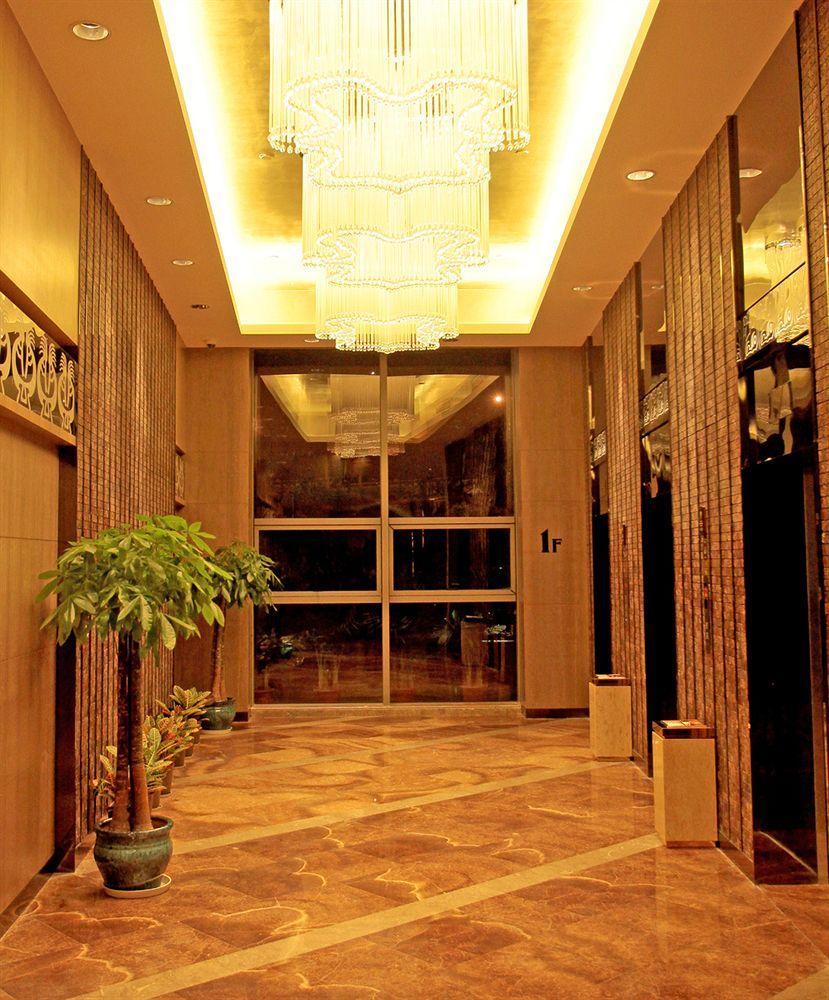 Gleetour Maya Hotel Vuhan Dış mekan fotoğraf