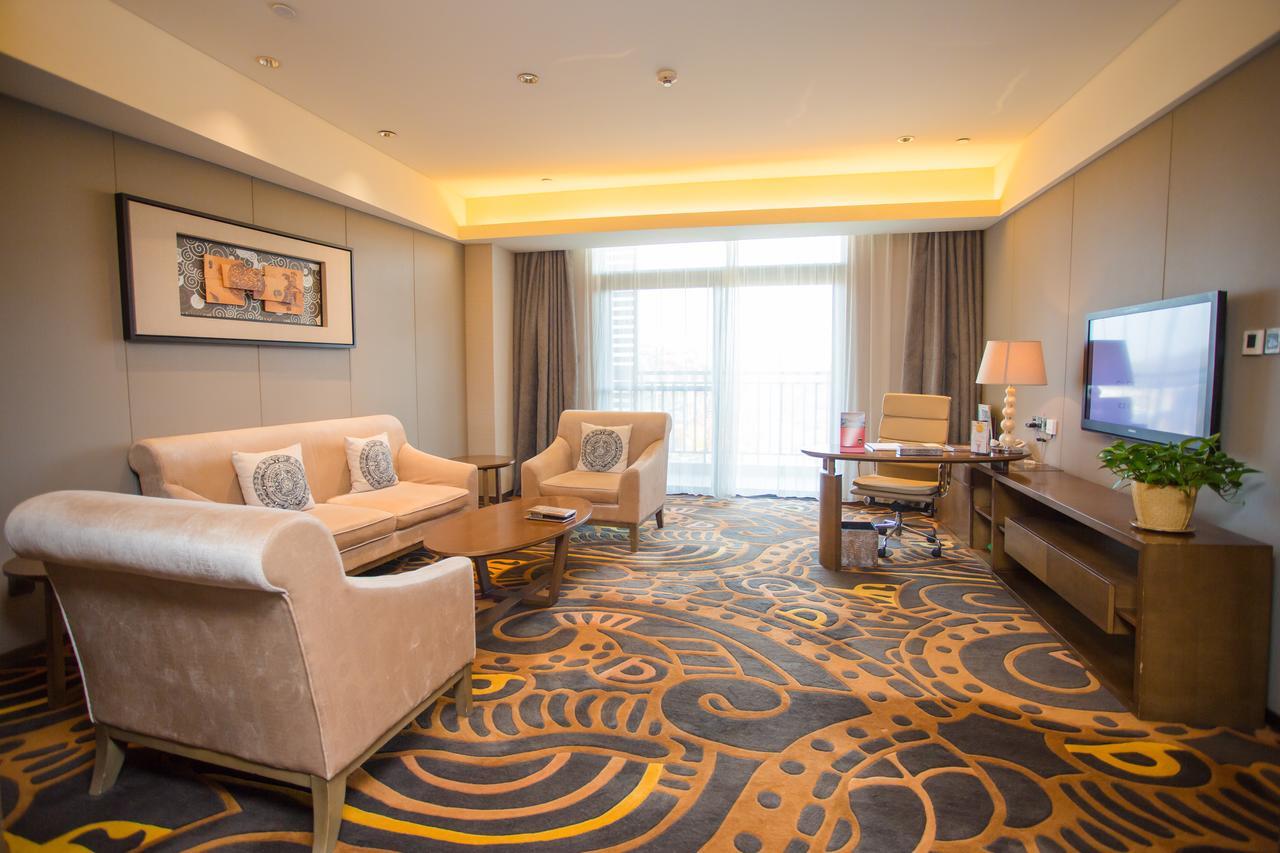 Gleetour Maya Hotel Vuhan Dış mekan fotoğraf
